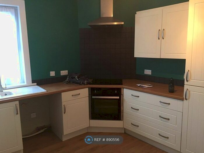 1 Bedroom Flat To Rent In Okehampton Road, Exeter, EX4