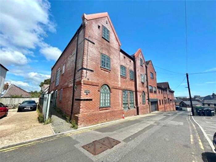 1 Bedroom Apartment For Sale In Upper Norwich Road, Bournemouth, BH2