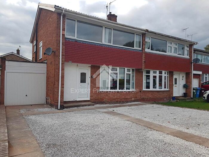 3 Bedroom Semi Detached House To Rent In Windsor Road Carlton In Lindrick, S81