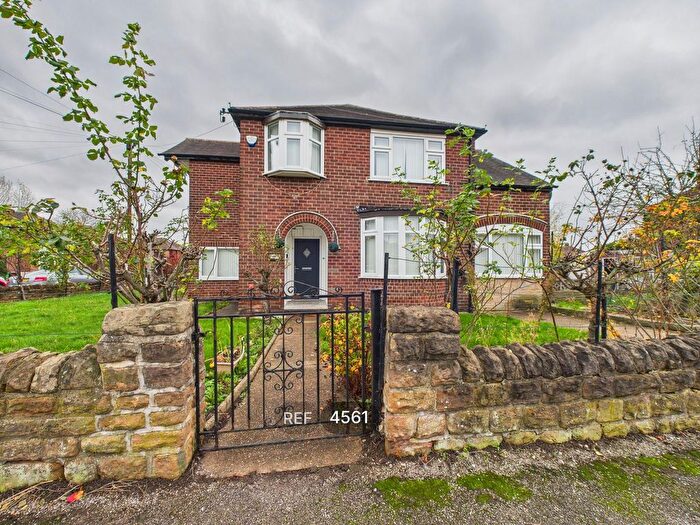 4 Bedroom Detached House To Rent In Holbeck Road, Beechdale, Nottingham, NG8