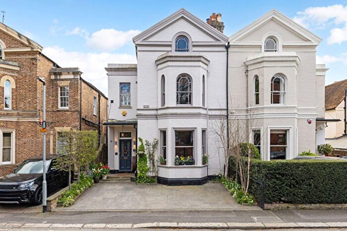 5 Bedroom Semi Detached House For Sale In High Street, Datchet, SL3