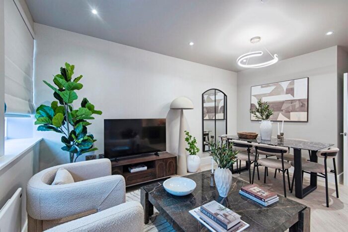 1 Bedroom Apartment For Sale In Apartment, Gateway Residence, Stevenage, SG1