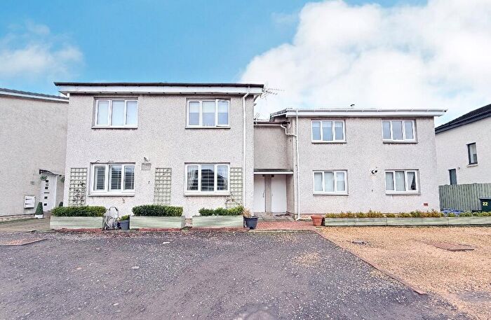 2 Bedroom Flat For Sale In Carronflats Road, Grangemouth, FK3