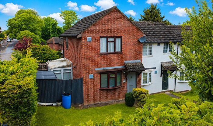 2 Bedroom End Of Terrace House For Sale In William Court, Manor Estate, Hemel Hempstead, HP3