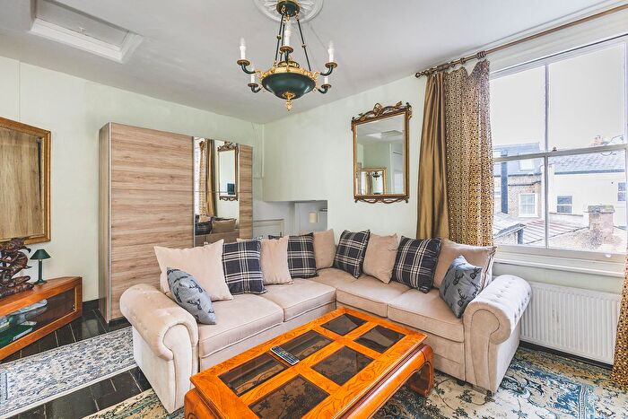 1 Bedroom Flat To Rent In Shorrolds Road, London, SW6