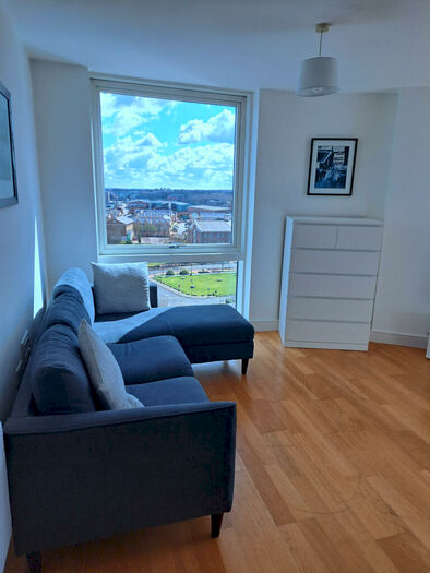 2 Bedroom Flat To Rent In Marina Point East, St Marys Island, Chatham, Kent., ME4