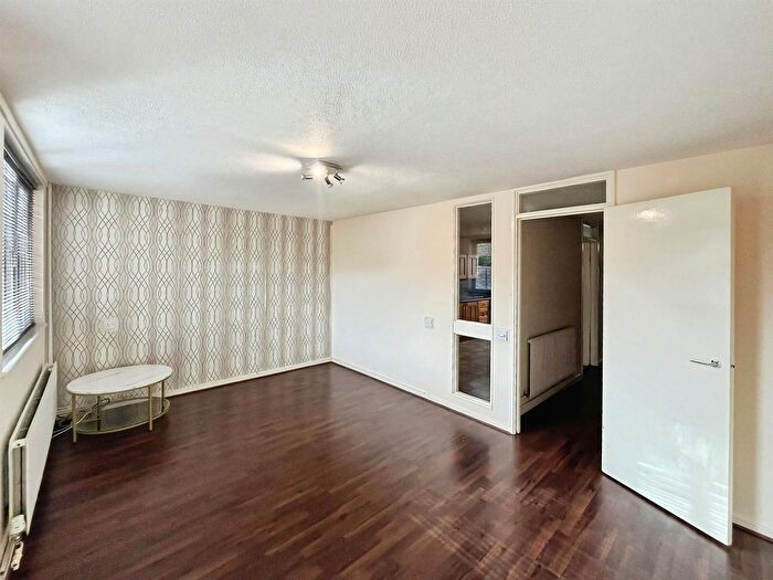 3 Bedroom Terraced House For Sale In Paynels, Orton Goldhay, Peterborough, PE2