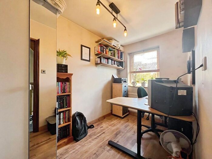 2 Bedroom End Of Terrace House For Sale In Whitfeld Road, Ashford, TN23