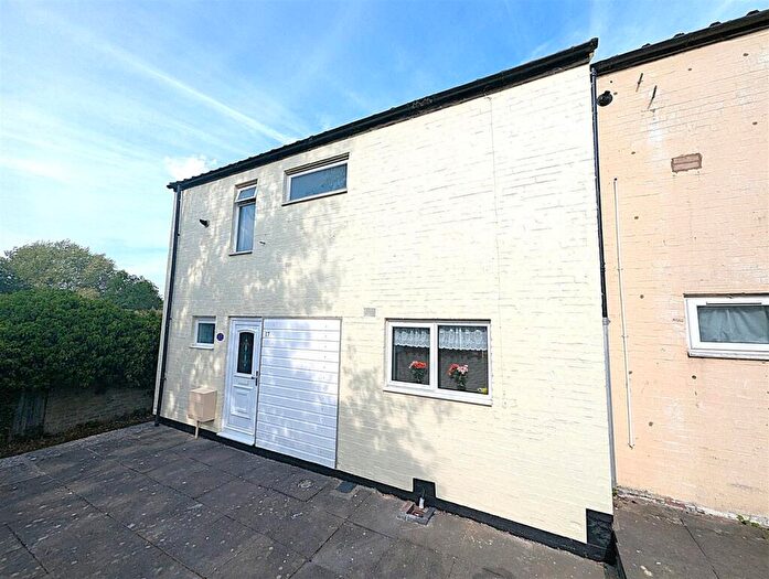 3 Bedroom Semi-Detached House For Sale In Skegness Walk, Corby, NN18