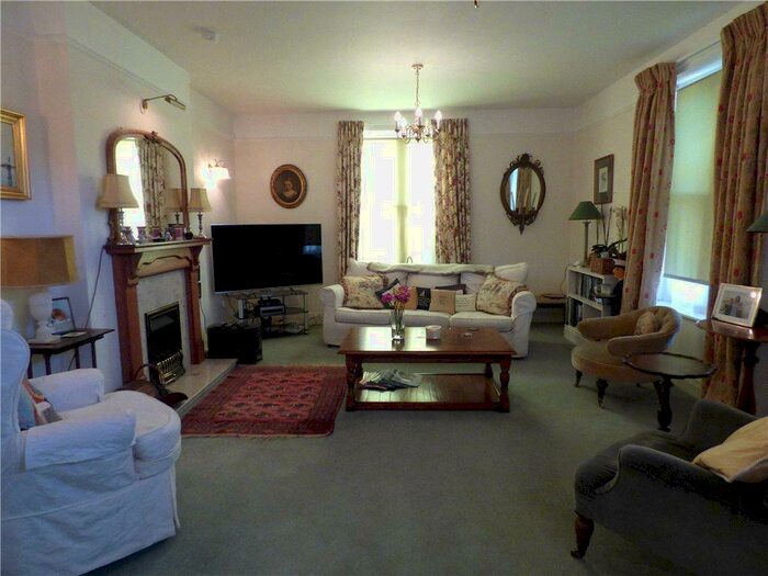 2 Bedroom Apartment To Rent In Hound Street, Sherborne, Dorset, DT9