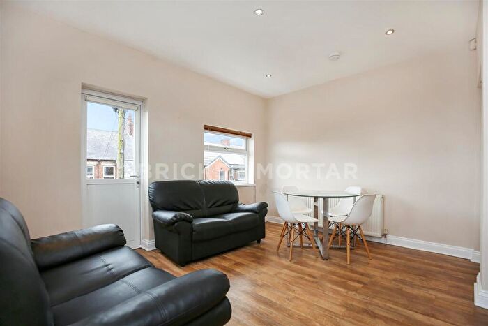 4 Bedroom Maisonette To Rent In (£pppw) Goldspink Lane, Sandyford, NE2