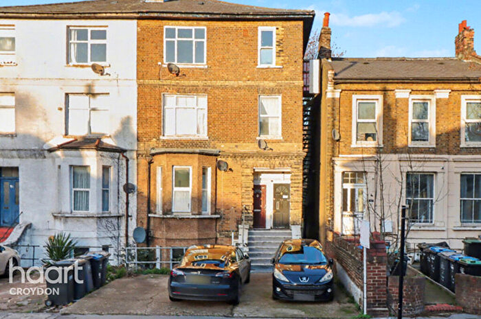 2 Bedroom Block Of Apartments For Sale In St James's Road, Croydon, CR0