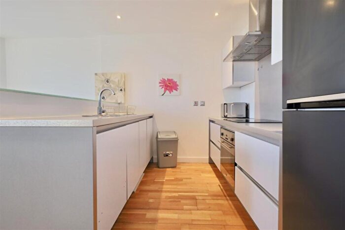 2 Bedroom Flat To Rent In St Anns Quay, Quayside, Newcastle Upon Tyne, NE1