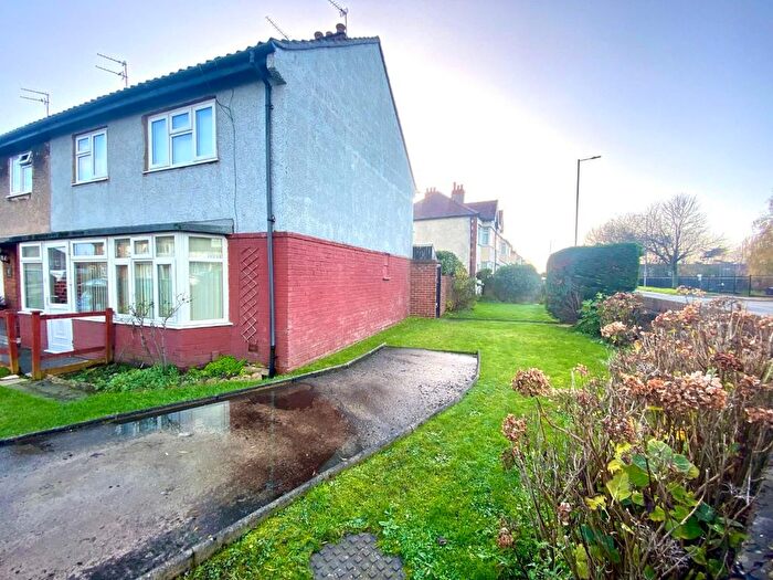 3 Bedroom End Terrace House For Sale In Windle Avenue, Liverpool, L23