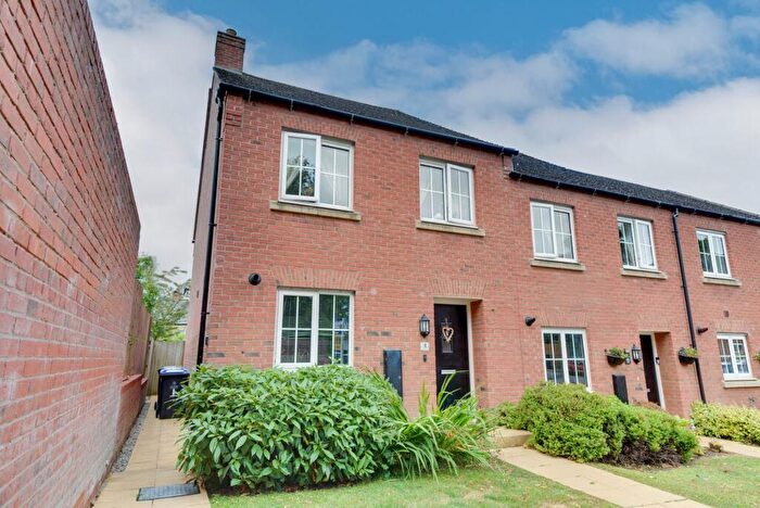 3 Bedroom Semi-Detached House For Sale In Eiger Close, Biddulph, ST8
