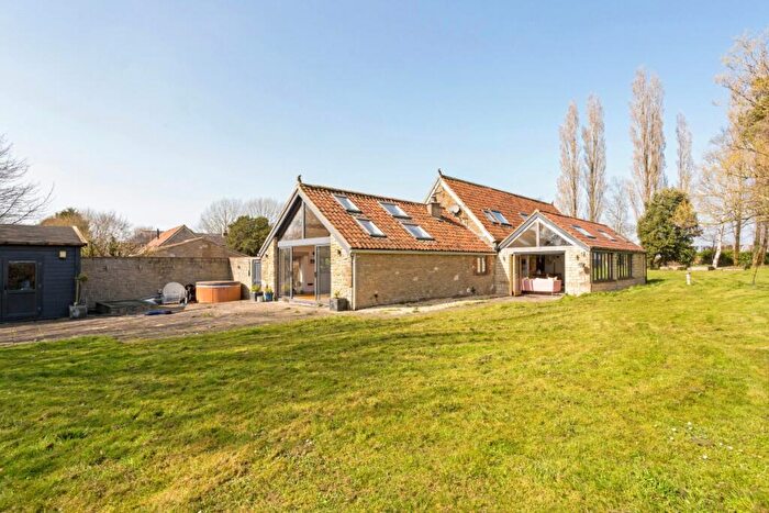 4 Bedroom Barn To Rent In Rudge Lane Beckington, BA11