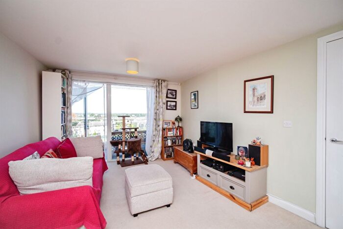1 Bedroom Flat For Sale In Shetland Road, Basingstoke, RG24