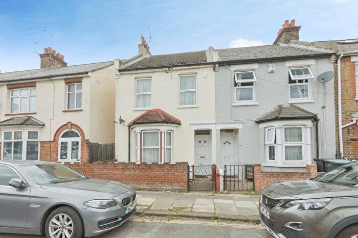 3 Bedroom Terraced House For Sale In St. James's Avenue, Gravesend, Kent, DA11