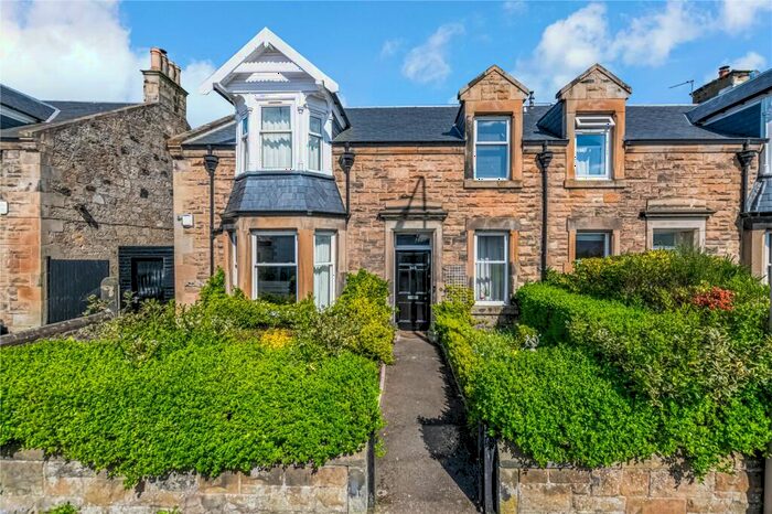 4 Bedroom End Of Terrace House For Sale In Kinghorn Road, Burntisland, KY3