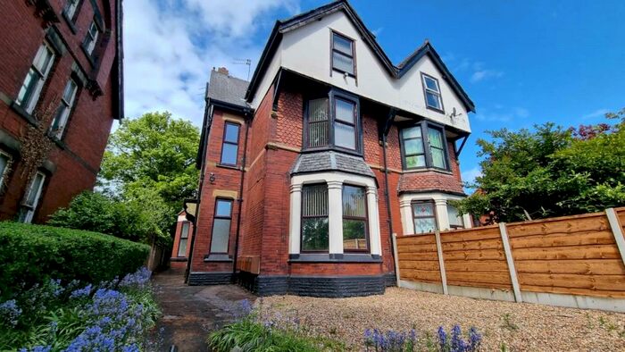 1 Bedroom Apartment To Rent In Stamford Street, Stalybridge, Greater Manchester, SK15