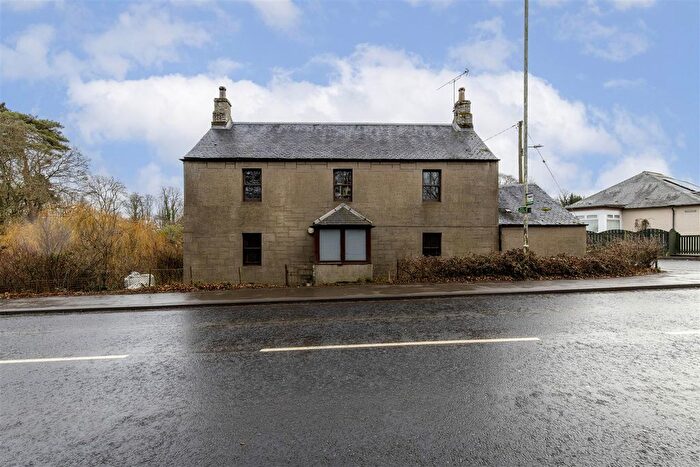 3 Bedroom Detached House For Sale In High Street, Burrelton, Blairgowrie, PH13