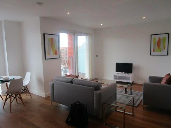 1 Bedroom Flat To Rent In Lismore Boulevard, London, NW9