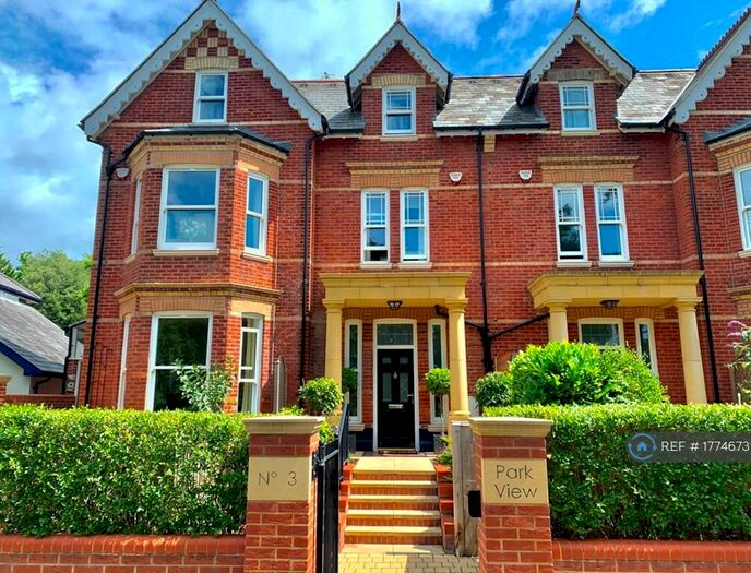 3 Bedroom Terraced House To Rent In Park View, Poole, BH14