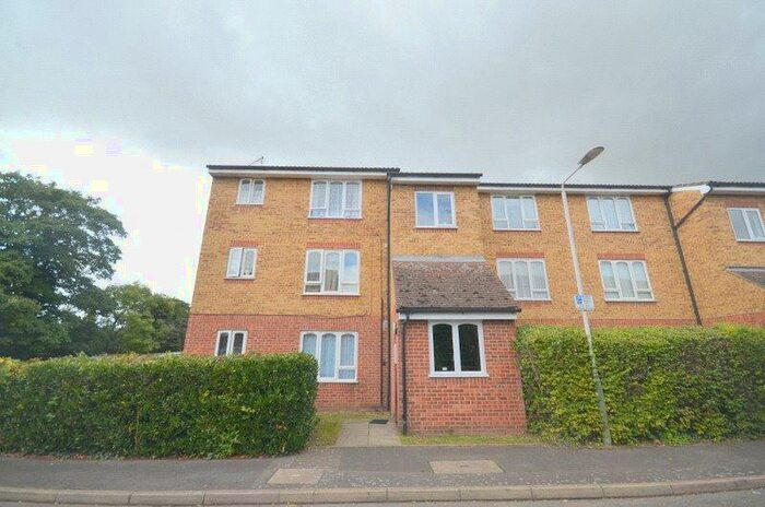 1 Bedroom Apartment To Rent In Frazer Close, Romford, Essex, RM1