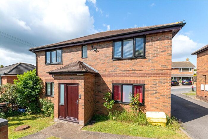 1 Bedroom Apartment For Sale In Mistletoe Hill, Luton, Bedfordshire, LU2