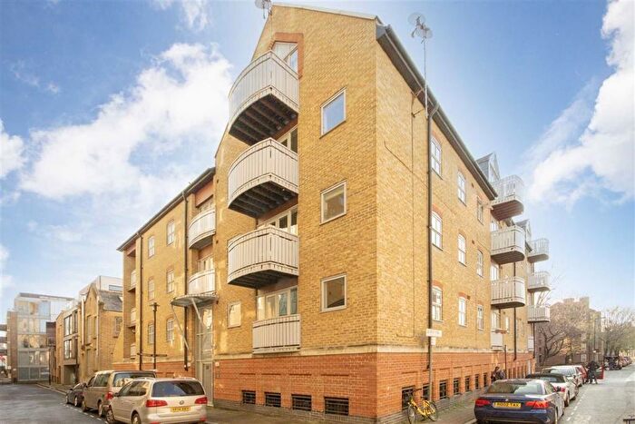 1 Bedroom Flat To Rent In Bermondsey Wall West, London, SE16