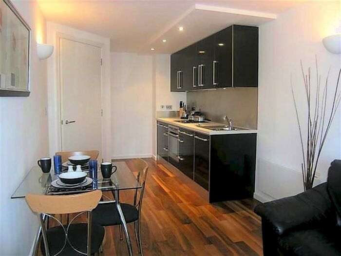 1 Bedroom Apartment To Rent In Whitehall Waterfront, Riverside Way, Leeds, LS1