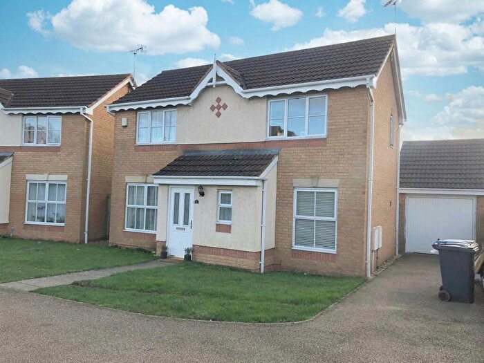 3 Bedroom Detached House To Rent In Hemery Way, Kettering, NN15
