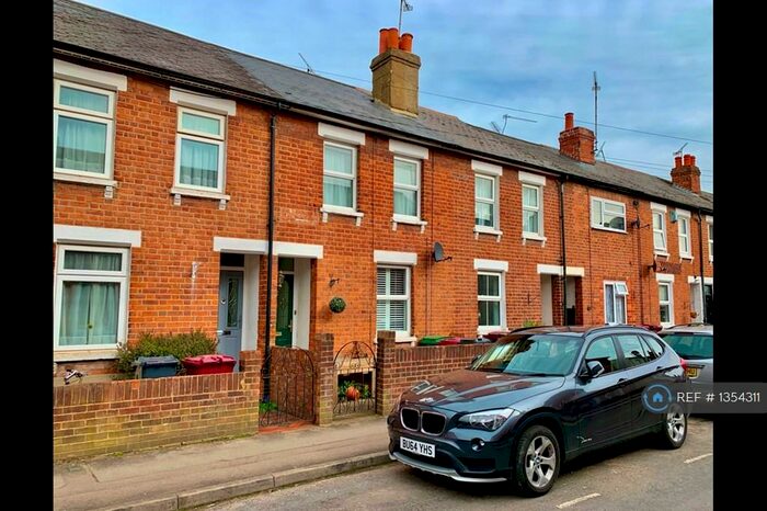 2 Bedroom Terraced House To Rent In South Street, Caversham, Reading, RG4