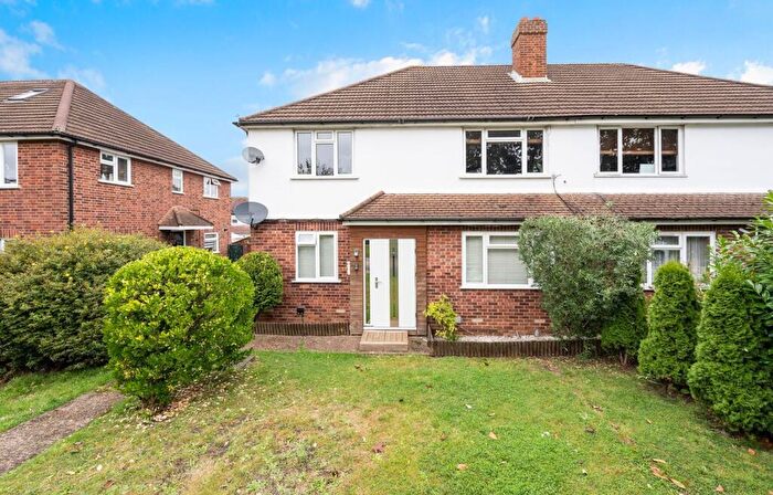 2 Bedroom Maisonette For Sale In Verona Drive, Surbiton, KT6