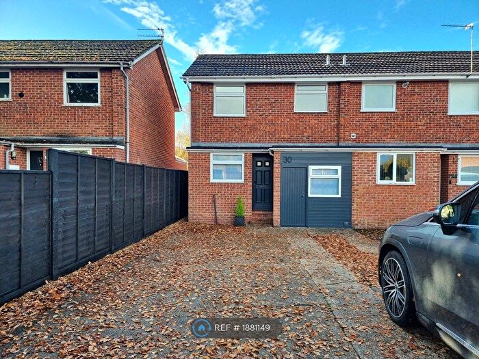 2 Bedroom Semi-Detached House To Rent In Itchen Avenue, Bishopstoke, Eastleigh, SO50