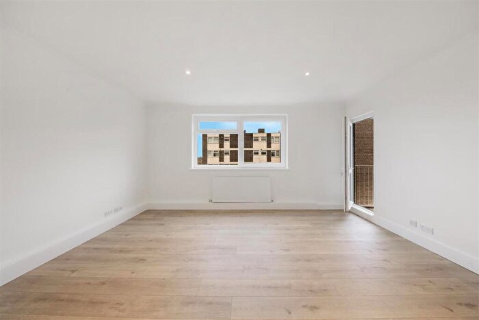 2 Bedroom Flat To Rent In Atherton Heights, Wembley, HA0