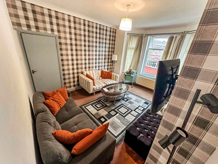 1 Bedroom Flat To Rent In Slade Lane, Manchester, Greater Manchester, M19