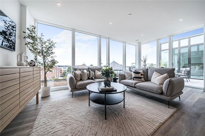 2 Bedroom Apartment For Sale In Tweedy Road, Bromley, BR1
