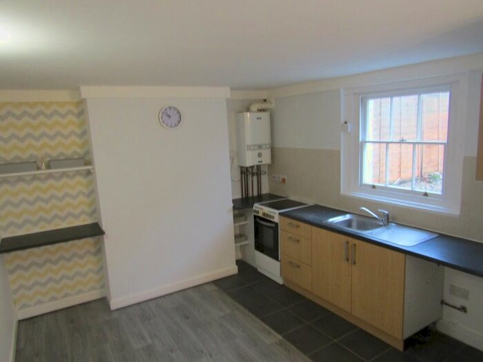 1 Bedroom Flat To Rent In Crown Lane, Harwich, Essex CO12