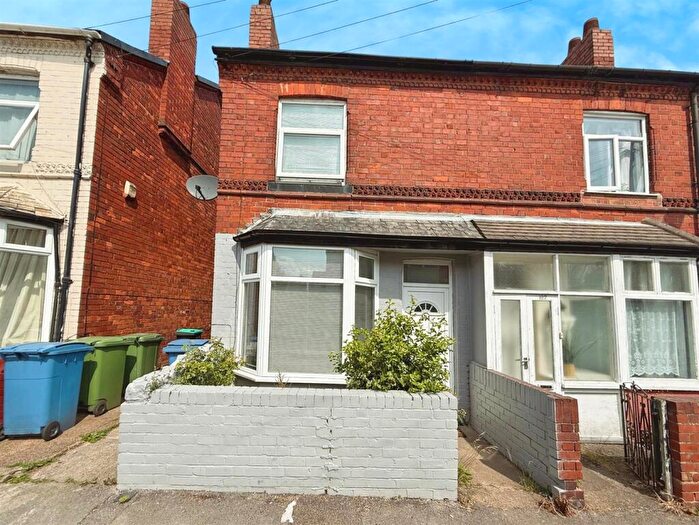 2 Bedroom Semi-Detached House To Rent In Victoria Street, Mansfield, NG18