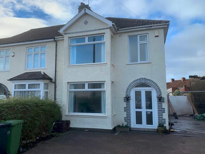 3 Bedroom End Of Terrace House To Rent In Seymour Road, Staple Hill, Bristol BS16