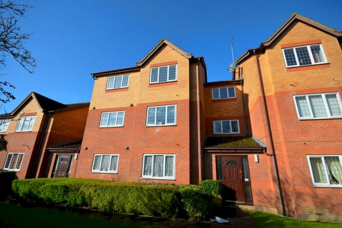 1 Bedroom Flat To Rent In Faraday Close, Upton, Northampton, NN5
