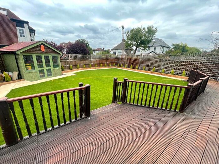 4 Bedroom Detached House To Rent In Marsh Lane, Mill Hill, NW7