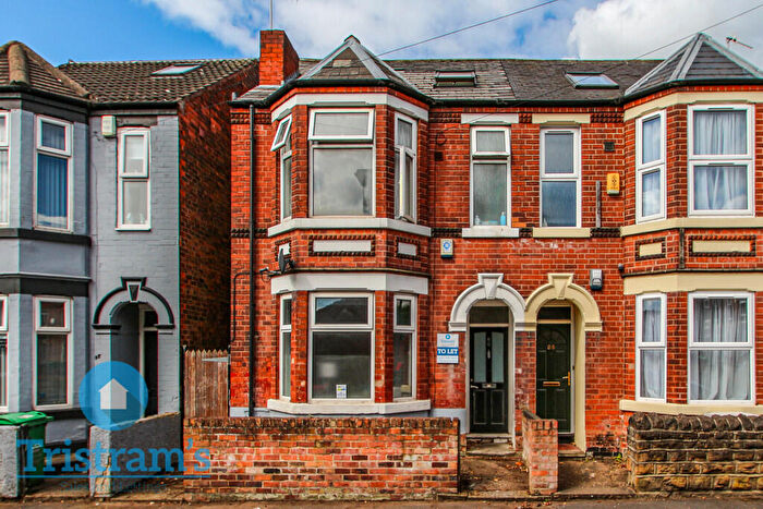 6 Bedroom End Of Terrace House To Rent In Johnson Road, Lenton, NG7