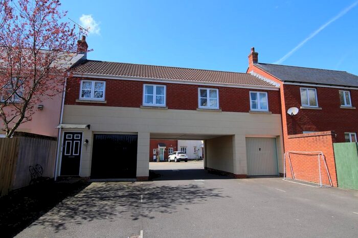 2 Bedroom Property To Rent In St. James Way, Tiverton, EX16