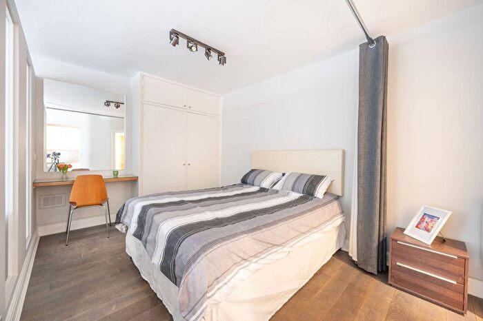 1 Bedroom Flat For Sale In Ladbroke Grove, Ladbroke Grove, London, W11
