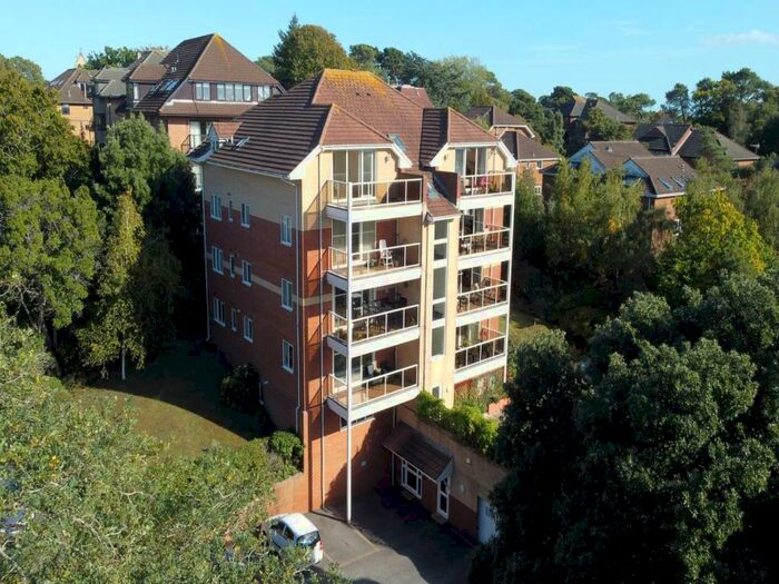 2 Bedroom Flat To Rent In Belle Vue Road, , Poole, BH14