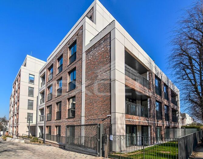 2 Bedroom Flat To Rent In Hornsey Town Hall, Crouch End, London, N8