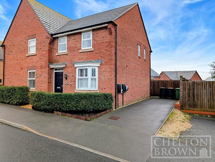 3 Bedroom Semi-Detached House For Sale In Packwood Crescent, Earls Barton, Northampton, Northamptonshire, NN6
