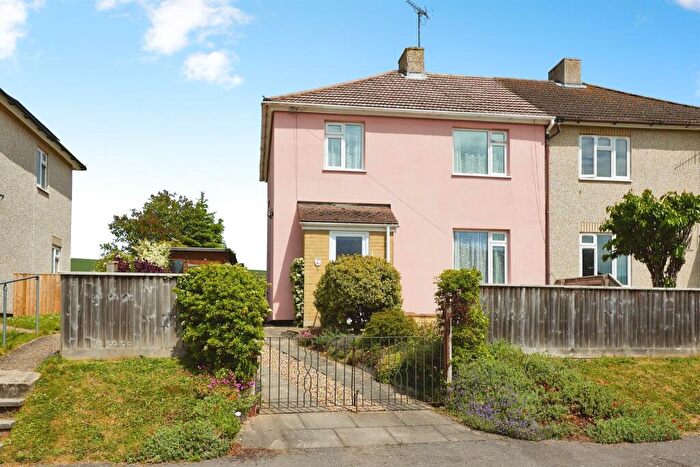 3 Bedroom Semi-Detached House For Sale In Vale View Road, South Newton, Salisbury, SP2